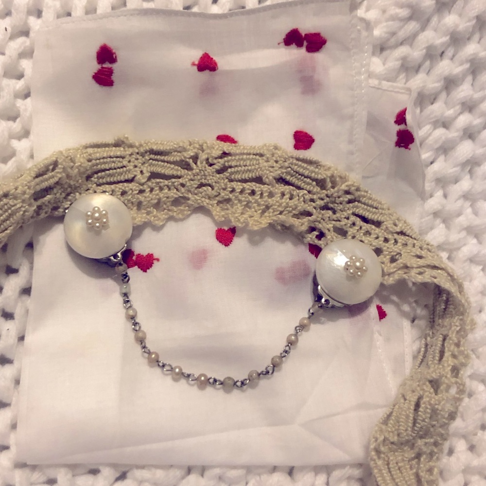 Vintage sweetheart sweater clip